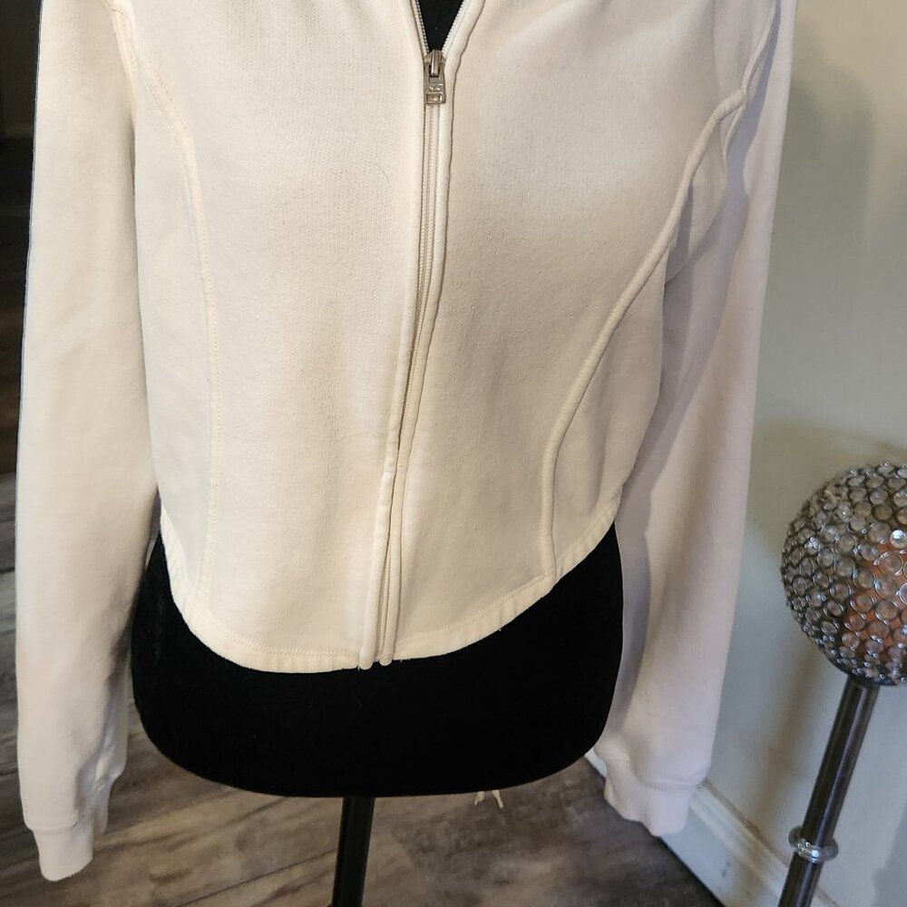 Hollister White Cropped Hoodie.  Juniors Size L.